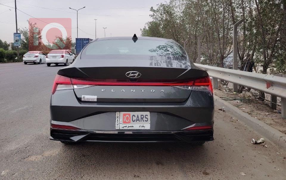 هیوندای ئەلەنترا